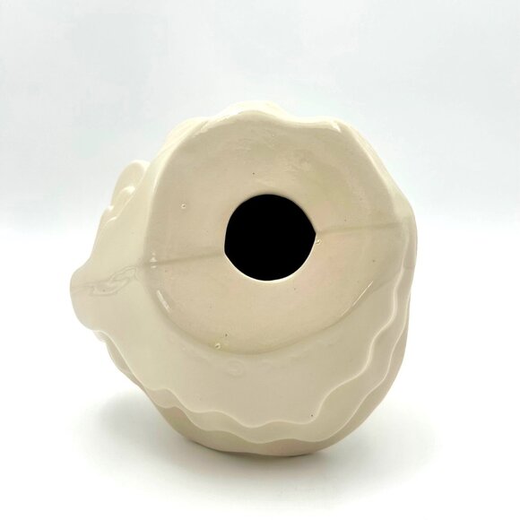 Vintage Ceramic Atlantic Mold Caroler With Tone on Tone Ivory Flowing Dress & Sc - Picture 6 of 6